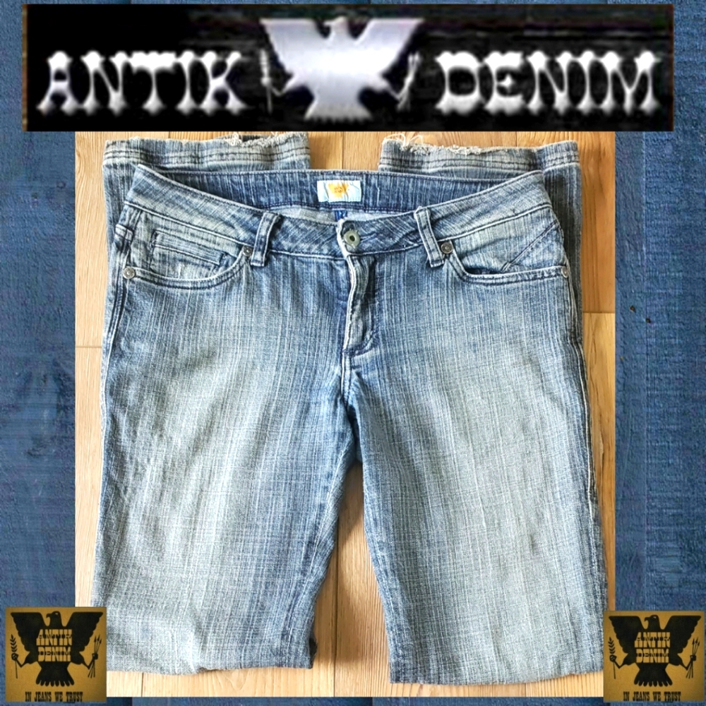 Antik Denim Blue Cropped Ankle Jeans with Vintage Appeal
